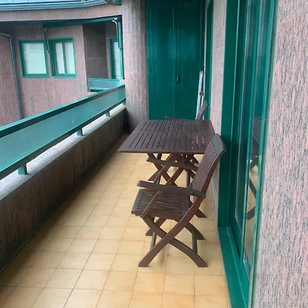 Appartamento 2 Con Vistas Y 2 Terrazas En Primera Linea Playa Samil *