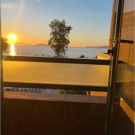 2 Con Vistas Y 2 Terrazas En Primera Linea Playa Samil * Виго