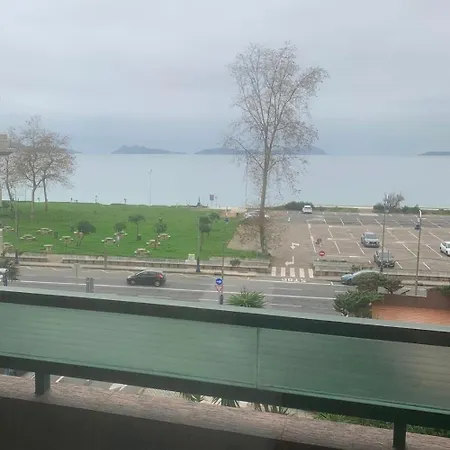 Appartamento 2 Con Vistas Y 2 Terrazas En Primera Linea Playa Samil