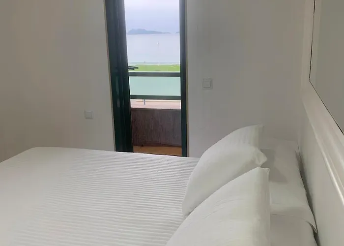 Appartement 2 Con Vistas Y 2 Terrazas En Primera Linea Playa Samil Vigo